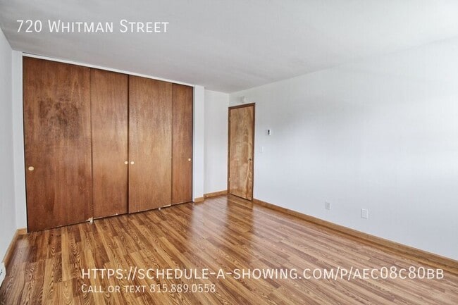 Photo - 720 Whitman St