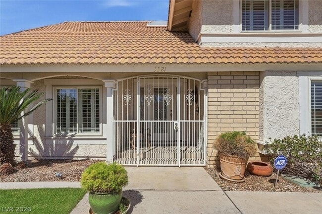 Photo - 3321 Basque St