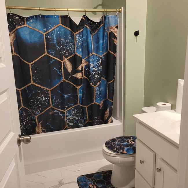 Photo - 201 Denham St