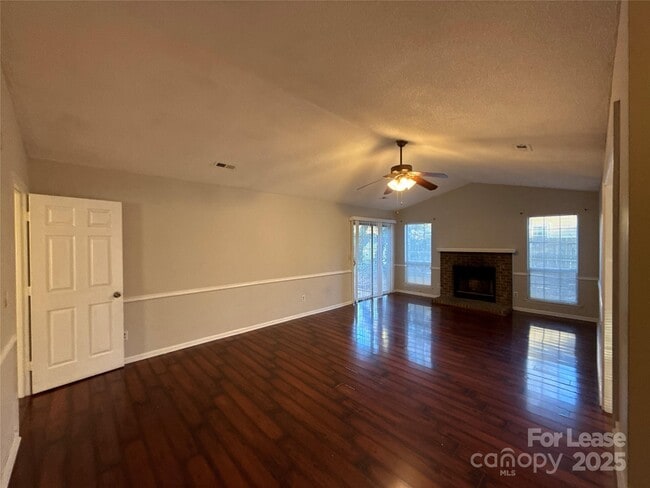 Photo - 7426 Barn Stone Dr