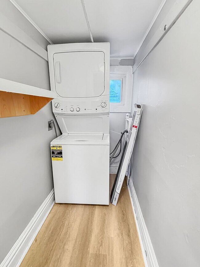 Photo - 129 Palmer St NE Unit 2