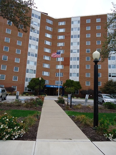 Photo - 11850 Edgewater Dr Unit 101