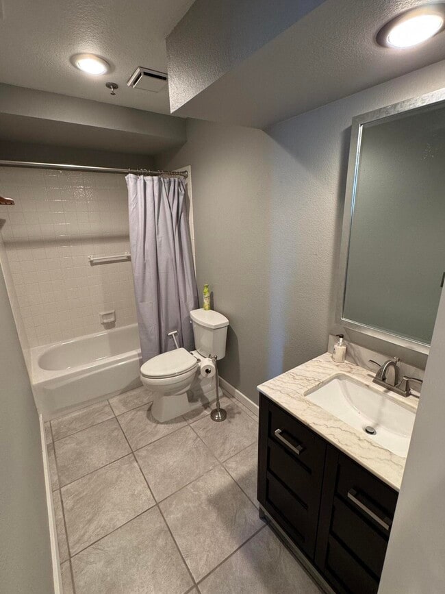 Photo - 68153 Lakeland Dr