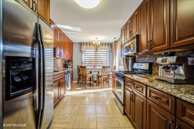 Photo - 1413 Sutton Ct