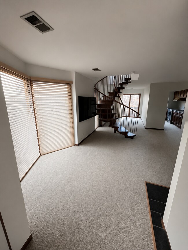 Photo - 2bed/1bath Condo on West Pearl - Available August 6th!