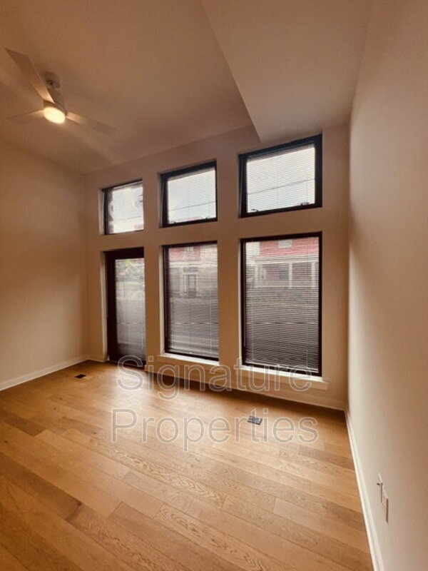 712 High St Unit 1