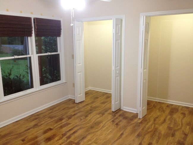 Photo - 3 bed/2 bath Beautiful 1-Level Home + Finished Basement! in PRIME BROOKHAVEN LOCATION!