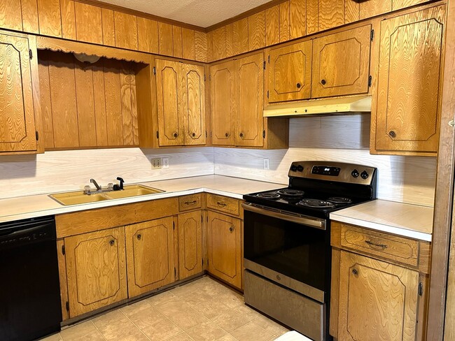 Photo - 706 Manson St