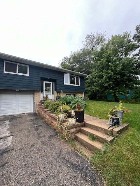 Building Photo - 303 Melody Ln