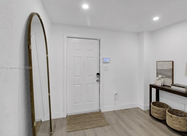 Photo - 18361 NE 20th Pl