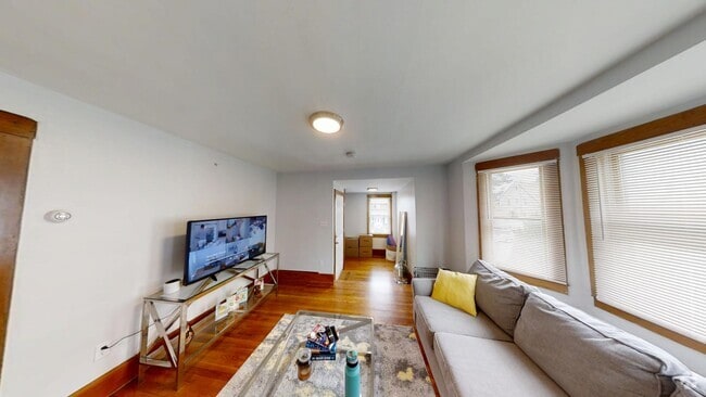Building Photo - 204 Harris St Unit #2 Rental