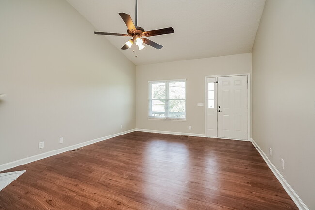 Photo - 1059 Cedar Creek Village Rd