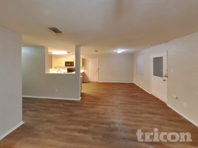 Photo - 2641 Bandera Pl