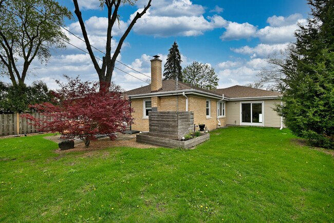 Photo - 2307 Edna Ave