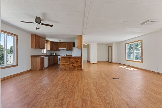 Photo - 12 N 2162 W