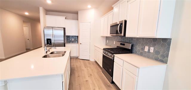 Photo - 2107 Camellia St