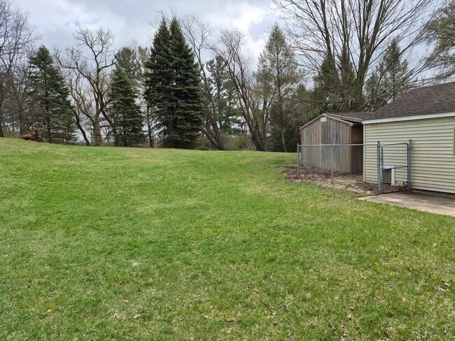 Photo - 4636 Wakefield Ave NE