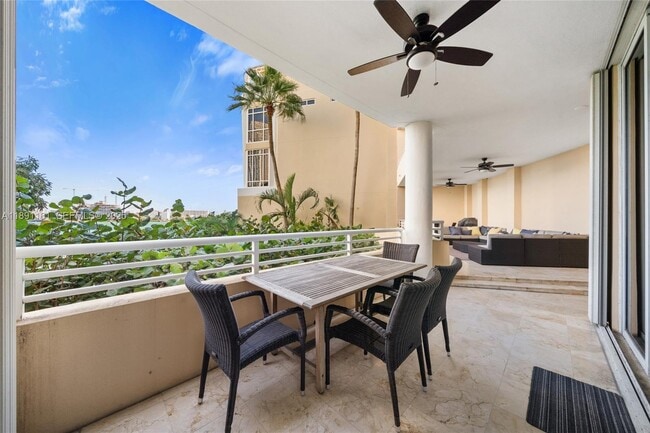 Photo - 848 Brickell Key Dr Unit 201