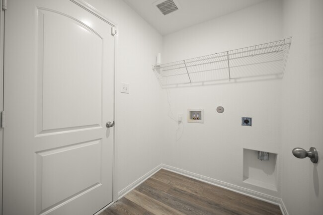 Photo - 14260 Greenhaw Ln