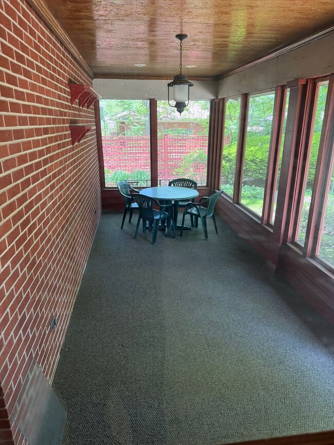 Photo - Charming Spacious Beavercreek Home Ready For Showing!