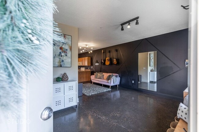 Photo - Washington 3 Bedroom Townhome