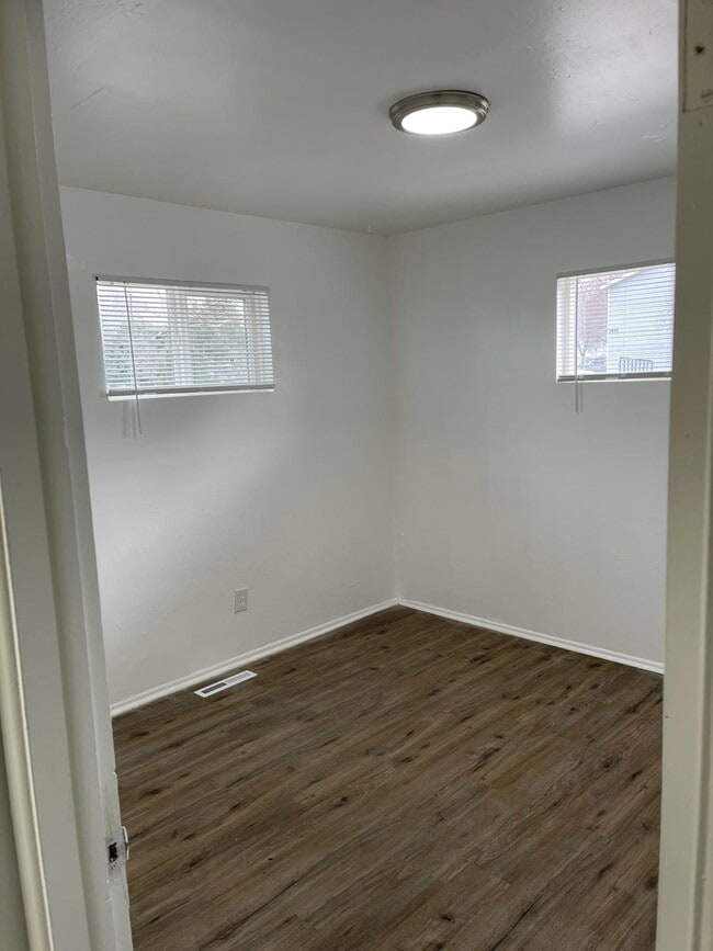 Photo - 3440 S 200 E Unidad #4