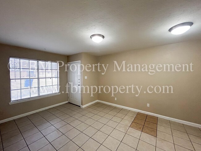 Photo - 1211 Old Bardwell Rd