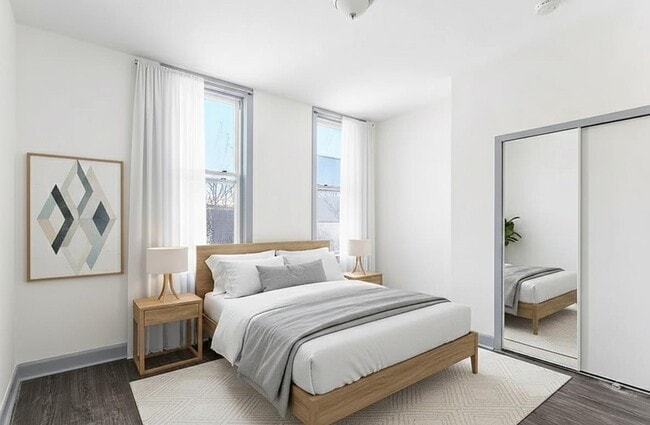 Building Photo - 549 9th St Unit 1L