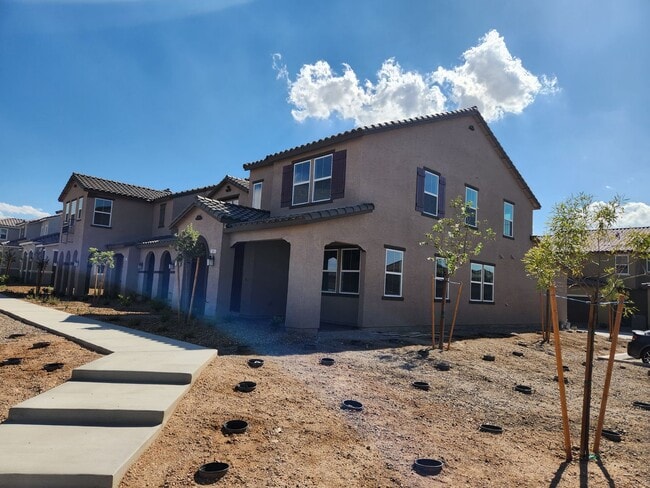 Photo - Gorgeous 3bed/2.5bath/2Car home located in Insirada