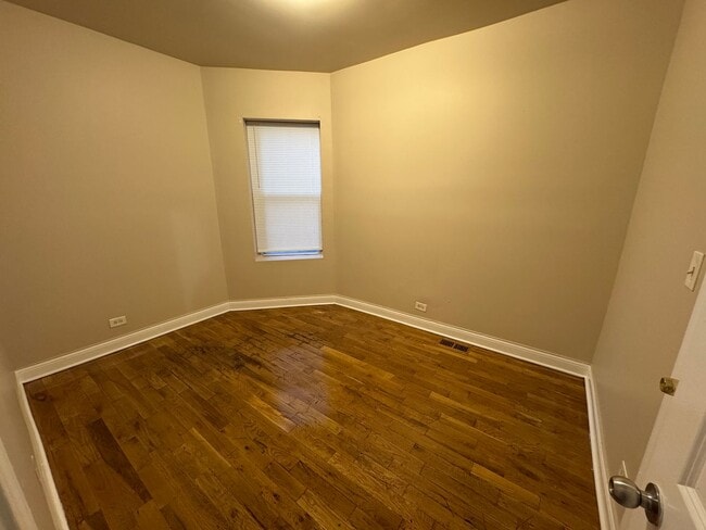 Photo - 4827 W Van Buren St Unit 4827 #1