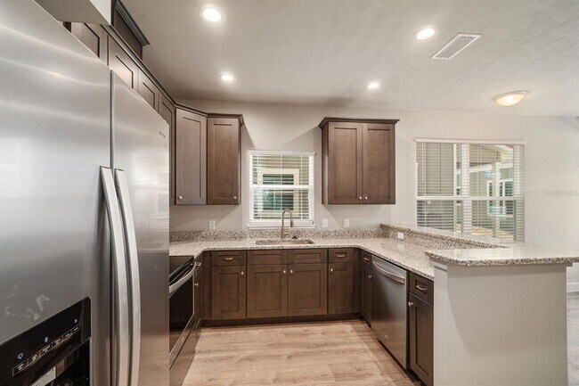 Photo - 622 NW 3rd Ave