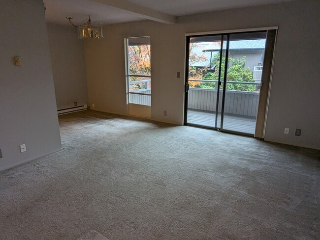 Photo - 922 100th Ave NE Unit 112