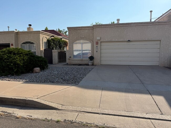 Nice 2 or 3 bedroom patio home in Taylor R... - Nice 2 or 3 bedroom patio home in Taylor R...