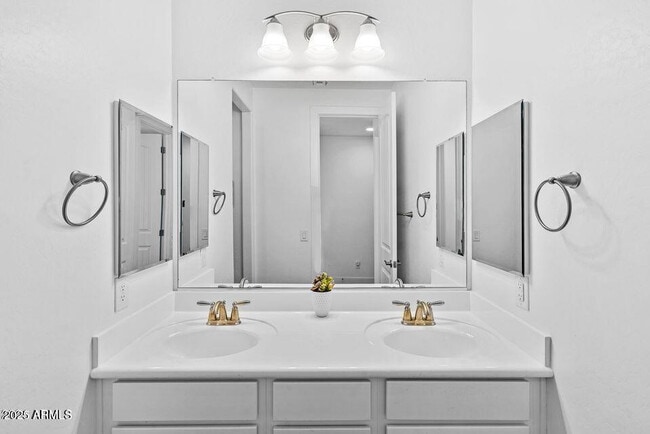 Photo - 40990 W Agave Rd