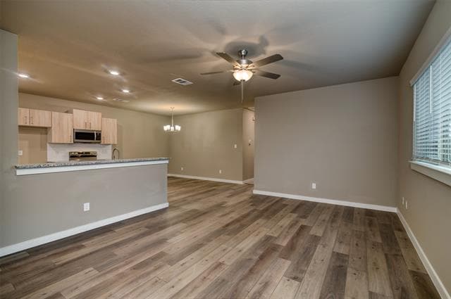 Photo - 705 Fallow Dr