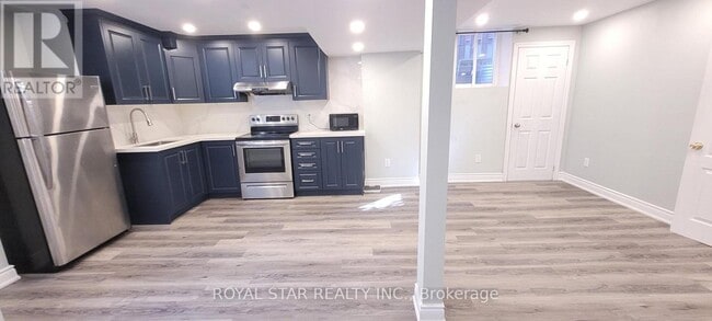 Photo - 15 Masters Green Crescent