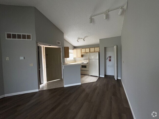 Building Photo - Plaza Millennium 1/1 Third Floor Rental