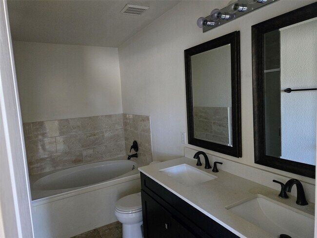 Photo - 22014 Orchard Dale Dr