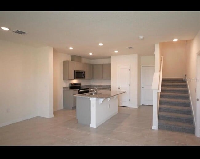 Photo - 5609 Brosnan Rd