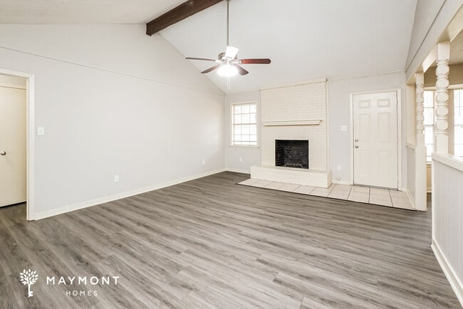 Photo - 126 Oak Hill Pl