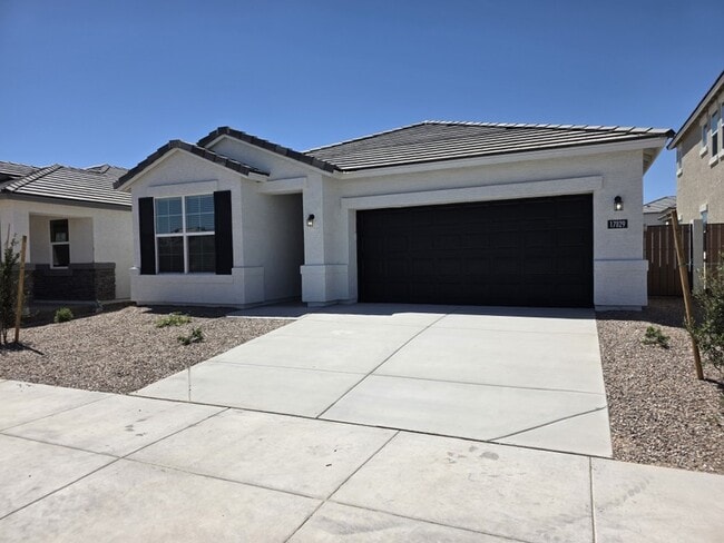 Building Photo - 17829 W Palo Verde Ave
