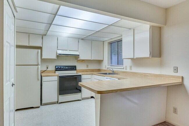 Photo - 306 Harvest Dr
