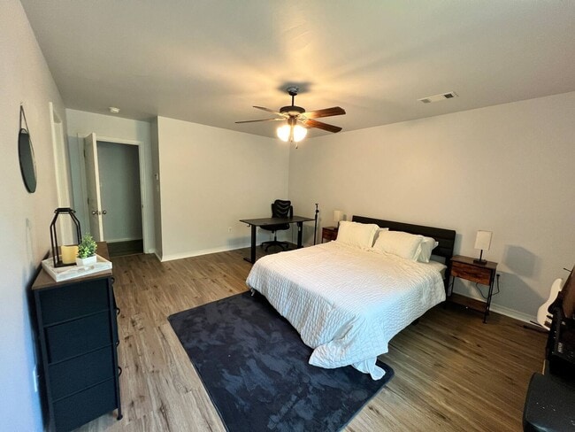 Photo - 50186 Oak Haven Ln