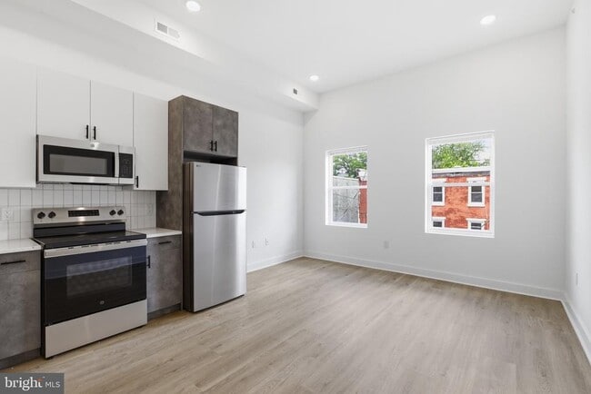 Photo - 630 W Cumberland St Unit 3