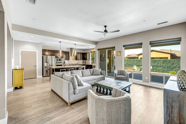 Building Photo - 2722 Mylonite Dr