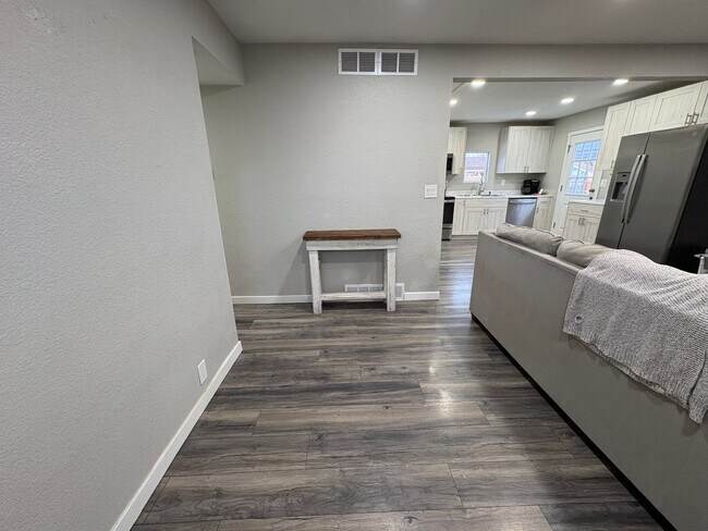 Photo - 3 Bed 1 Bath Home in Stratton Meadows!!!