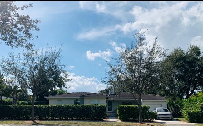 Building Photo - 1240 S Alhambra Cir