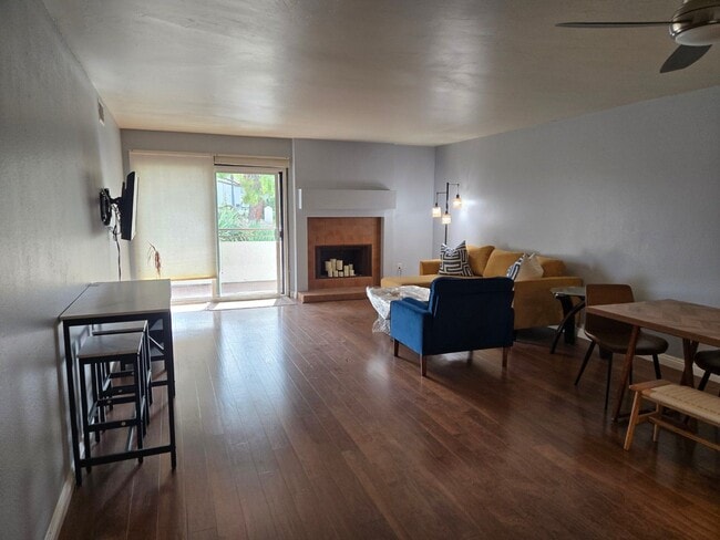 Photo - Ground-floor San Carlos stunning single-story condo available immediately. Unit 8
