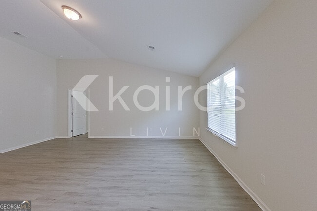 Photo - 15 Carrollton Dr