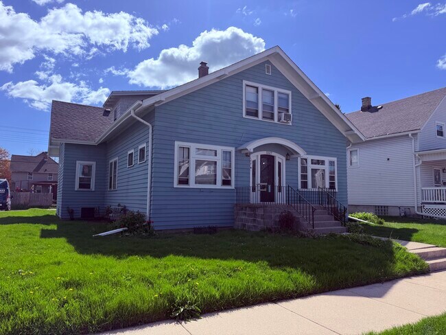 Photo - 1527 Hayes Avenue
